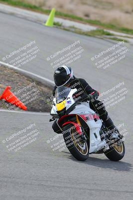 media/Mar-05-2023-TrackXperience (Sun) [[a95d40e56a]]/Group 2/session 2 turn 4/